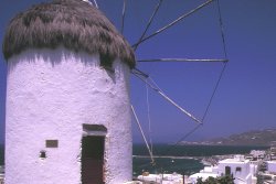 ミコノス島/高台の風車/ギリシャ